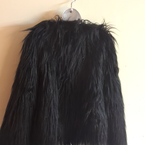 Fhillinuo shaggy faux fur - Picture 5 of 6